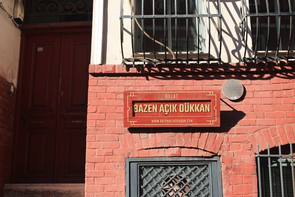 Acilin Adı Vardı…
