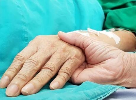 Fransa’da Ötanazi Yasallaştı: Tıp Dünyasında Yeni Bir Dönem Başladı