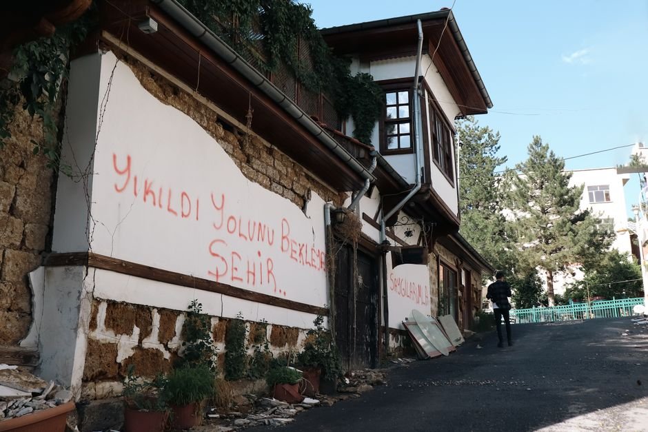 Salihli’deki Facia: İş Güvenliği Zafiyeti mi?