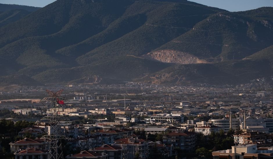 Spil Dağı, Manisalıların Ağustos Sıcağında Serinleme Durağı Oldu